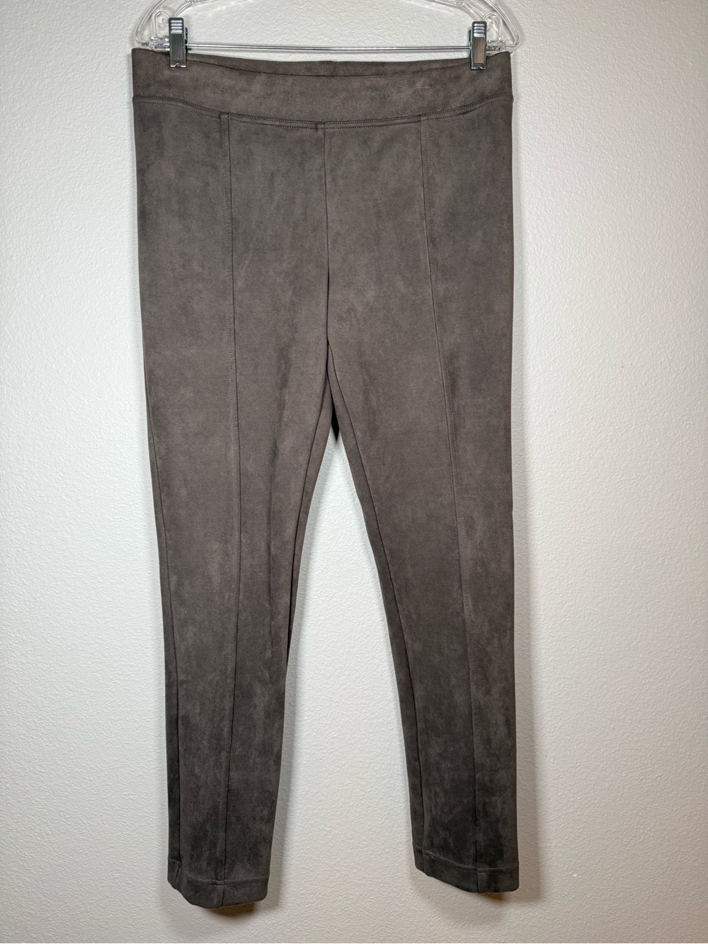 Andrew Marc Women's M Brown/Taype Faux Suede Leggings in Taupe